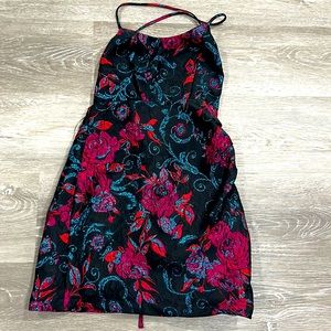 Urban outfitters XS floral dress